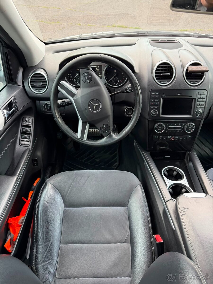 Mercedes-Benz ML 350CDI - 13