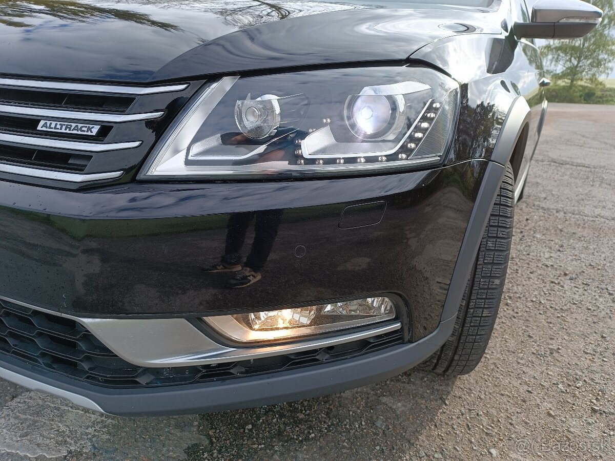 Volkswagen Passat Alltrack 4x4 Manuál 2,0TDi - 13