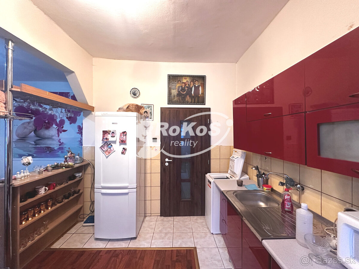 PREDAJ - Priestranný rodinný dom, Dobšiná - 13