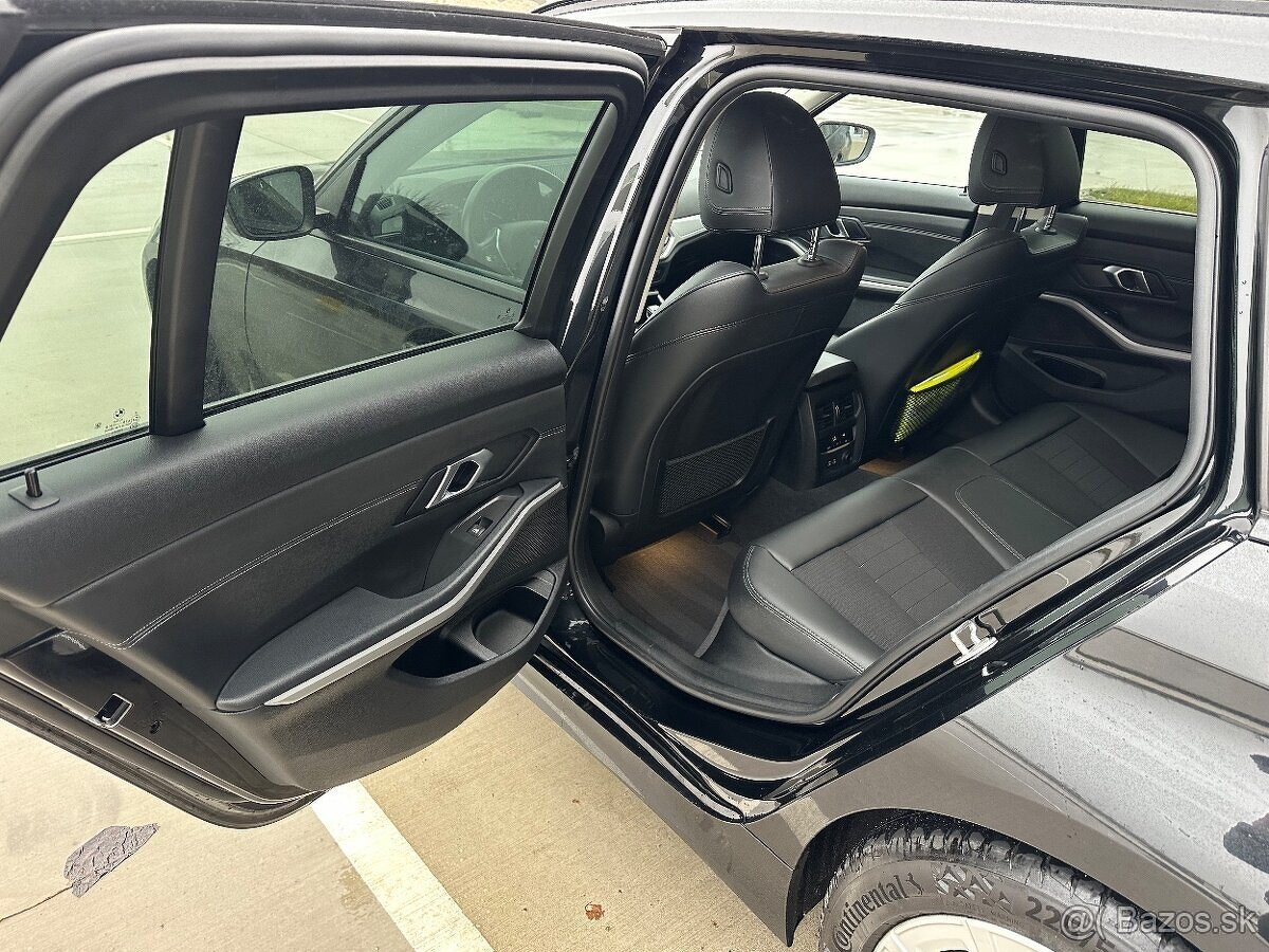 BMW Rad 3 Touring 320d xDrive A/T - 13