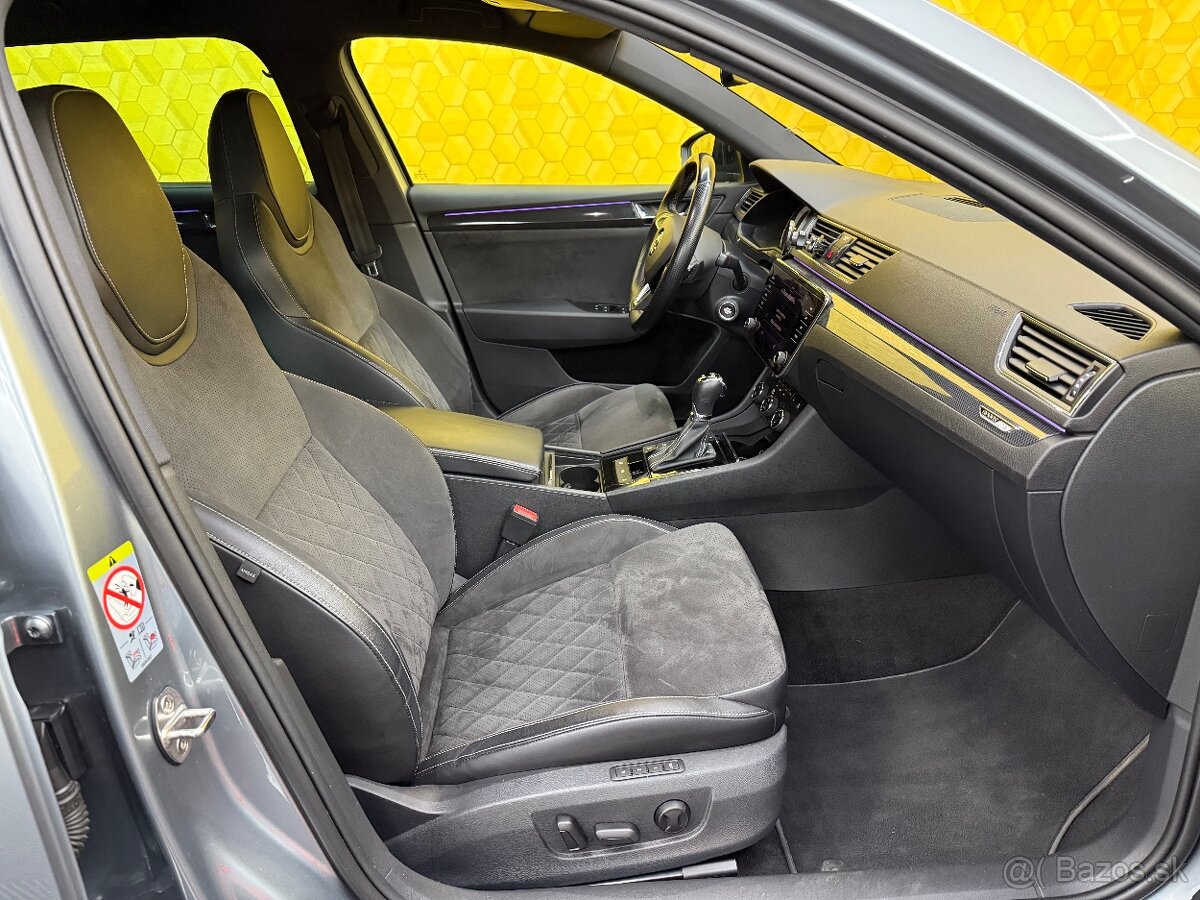 Superb Combi 2.0 TDI 4x4 Sportline - 13