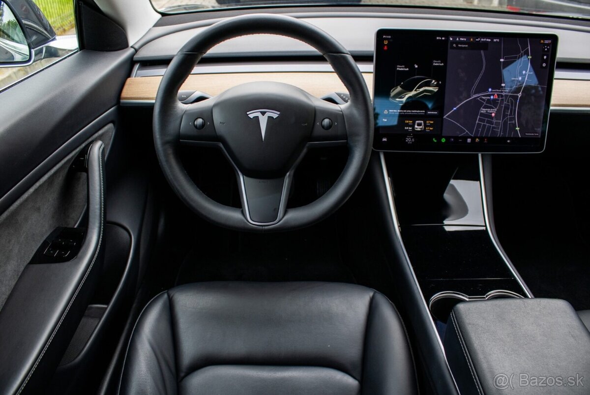 Tesla Model 3 Long Range - 13