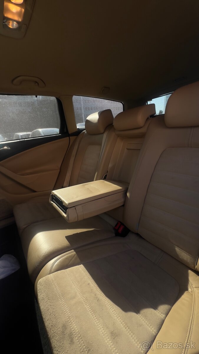 Volkswagen Passat Combi 2.0 TDI - 13