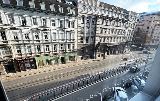 Krátkodobý prenájom 1i byt pri Medickej záhrade, do 04 2026 - 13