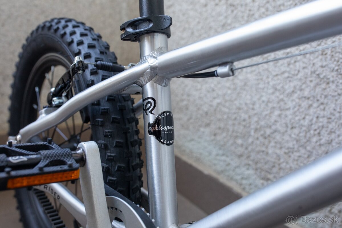 Early Rider Seeker 16 - 13