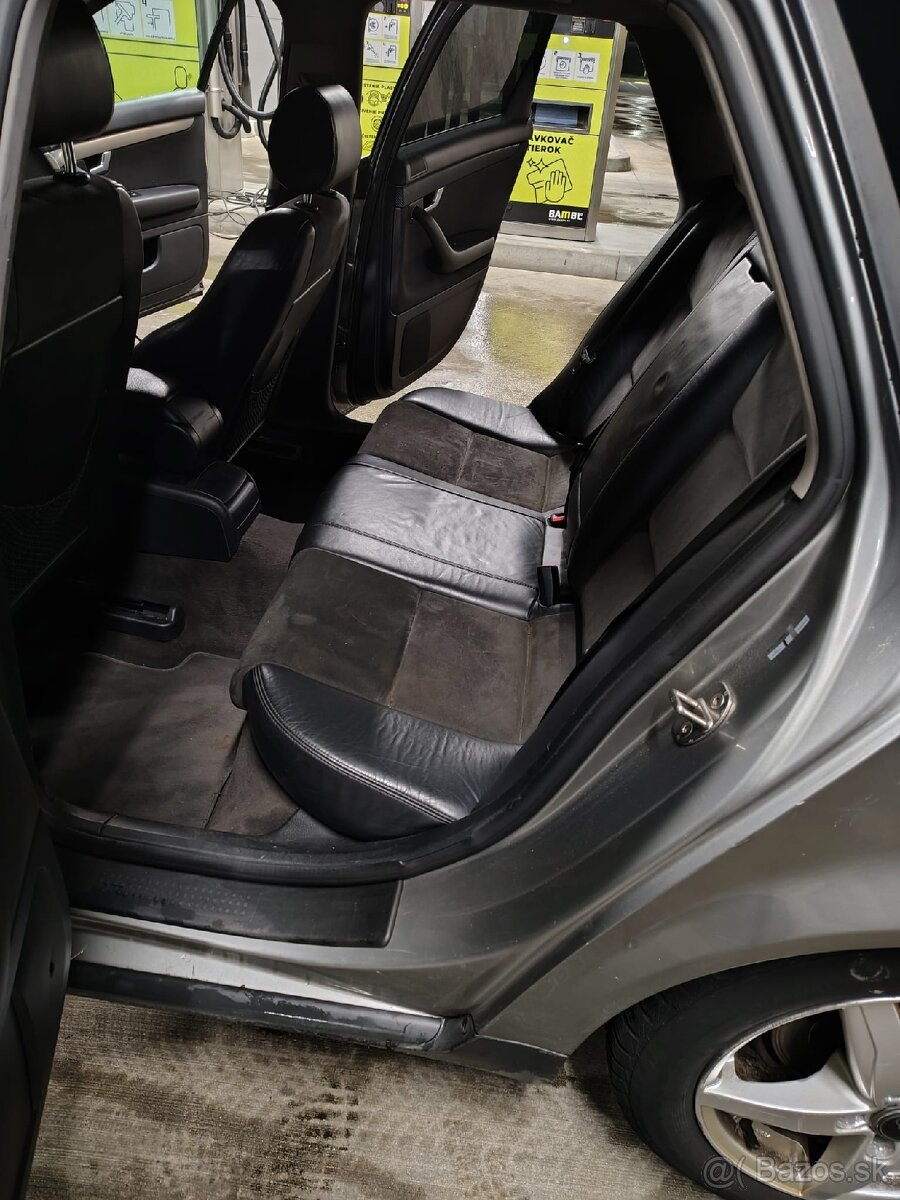 Audi A4 B6 Avant - 13