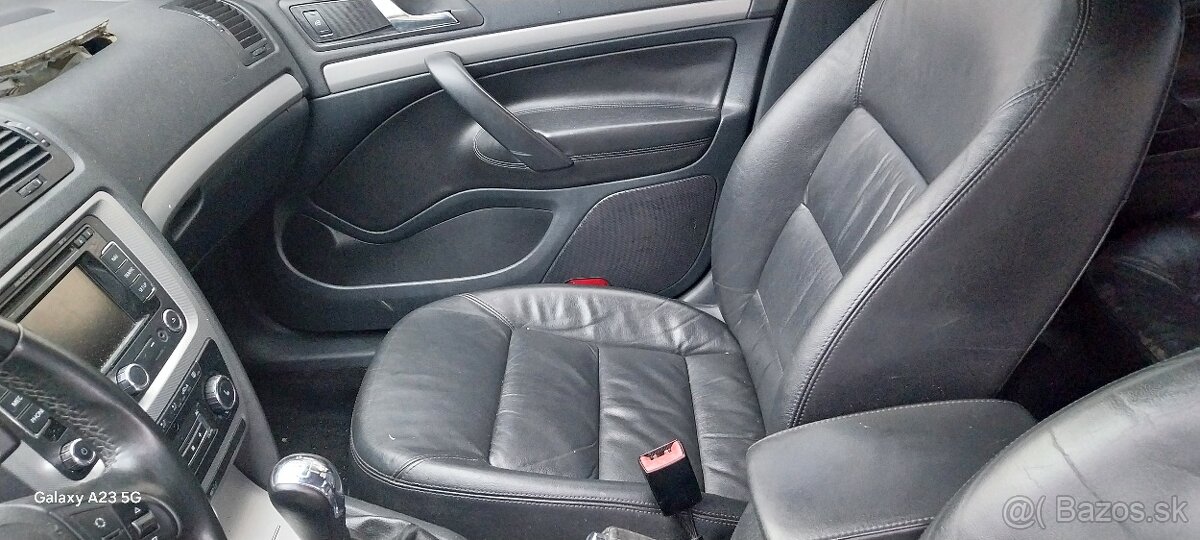 Octavia 2 facelift 1.6tdi 77kw CAYC - 13