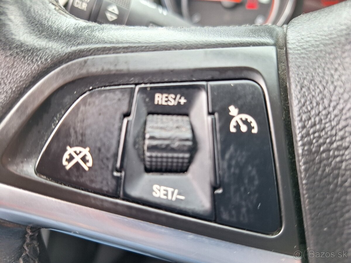 Opel Astra Sport 1,7 CDTi - nová TK, EK - 13