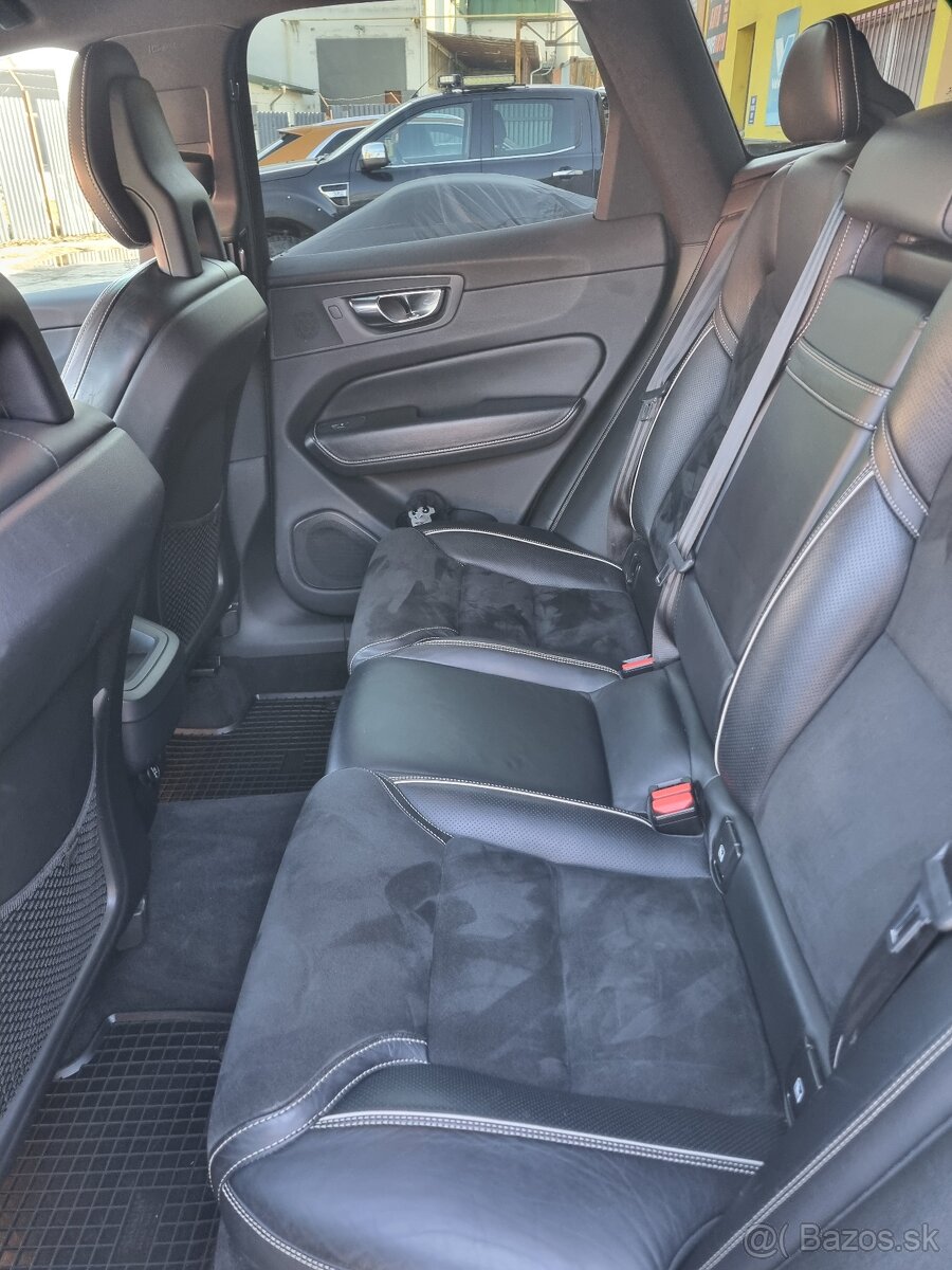 Volvo XC60 T5 R-Design AWD A/T ⭐benzín⭐ - 13