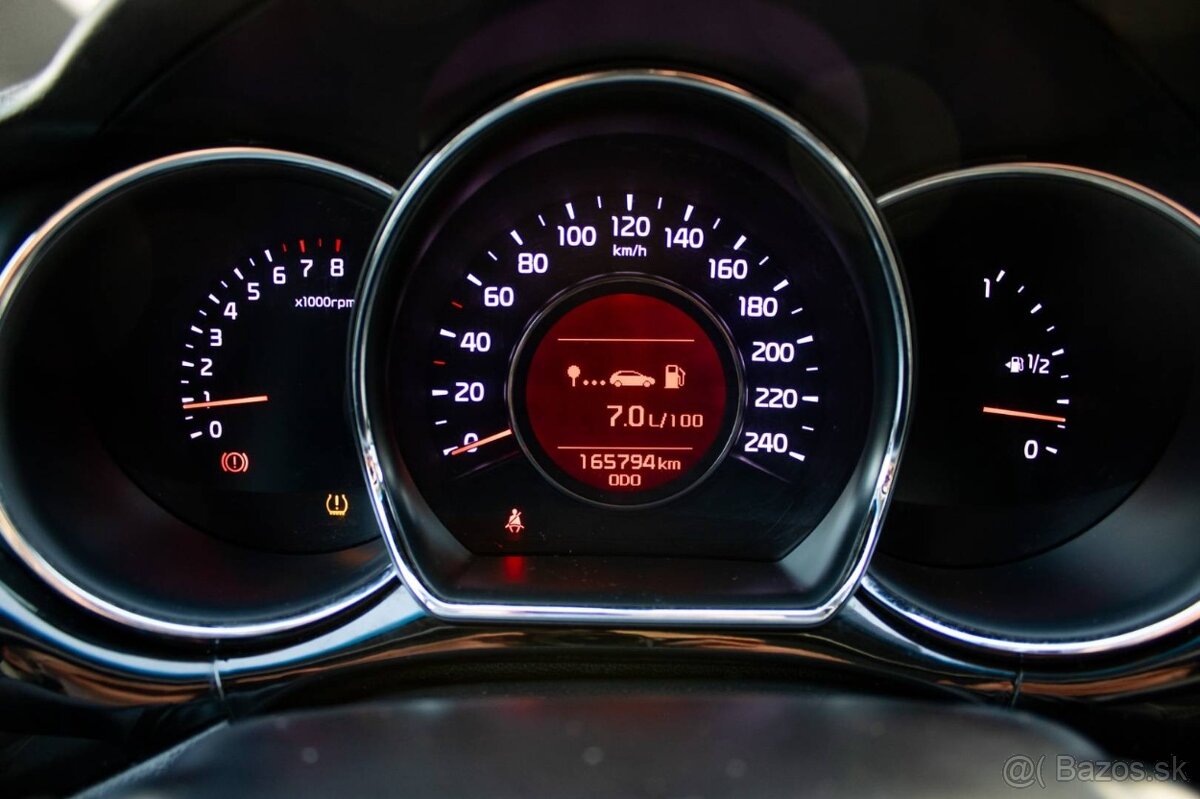 Kia Cee’d SW 1.6 GDI Platinum 2014 - 13