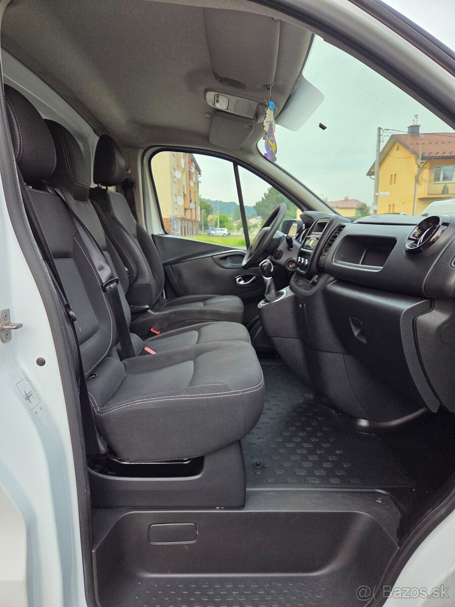Renault Trafic 2.0 dCi Automat - 13