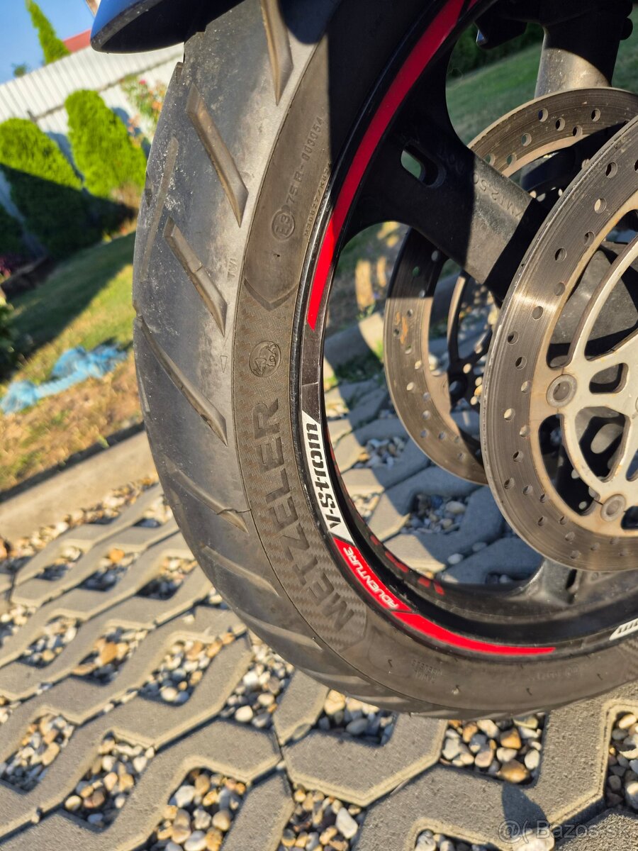 V Strom 650 DL - 13