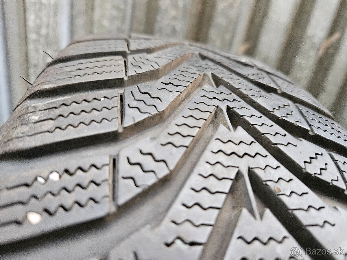 Zimná sada Suzuki - 4x100 r15 + Vredestein 175/65 r15 84H - 13