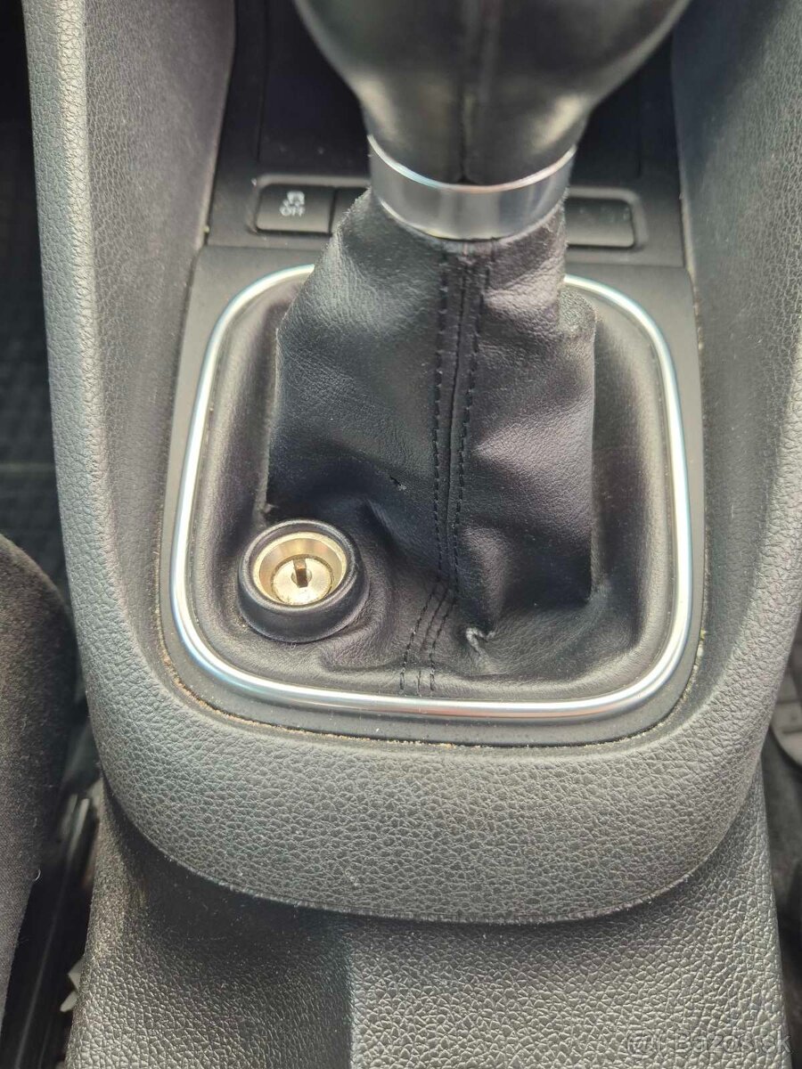 Vw Golf 1.6Tdi Sport - 13