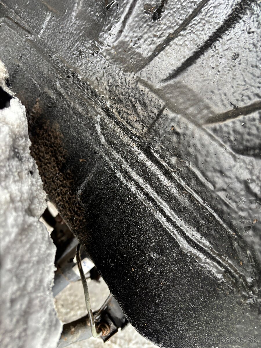 Mitsubishi L400 Space gear Delica - 13