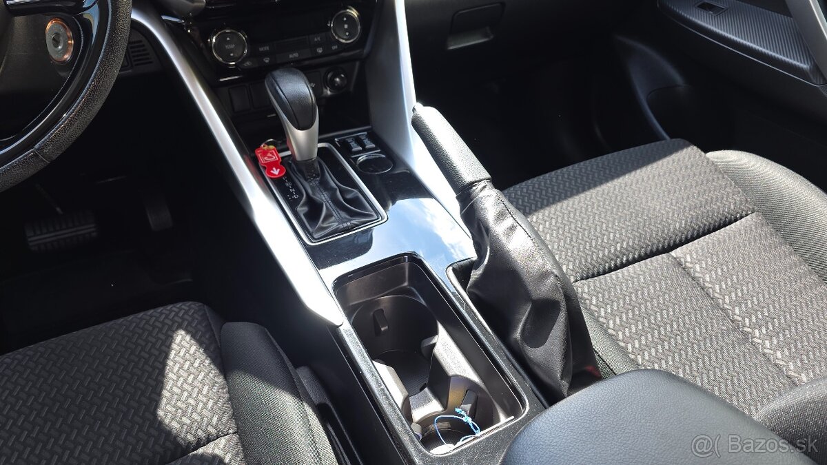 Eclipse Cross mitsubishi 1,5i mivec automat - 13