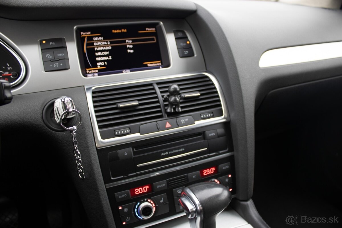 Audi Q7 3.0 TDI 245k quattro - 13