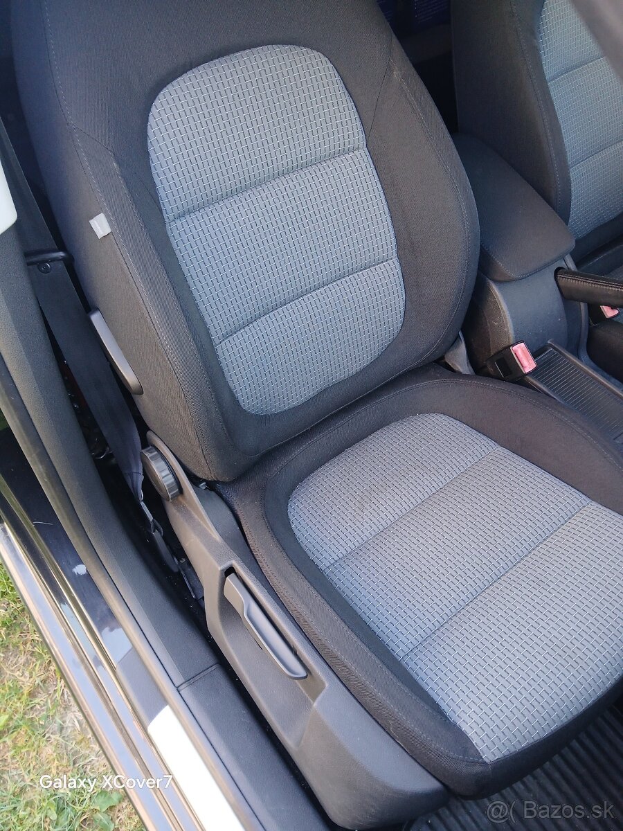 Superb 2 rozpredám 2,0tdi dsg6 - 13