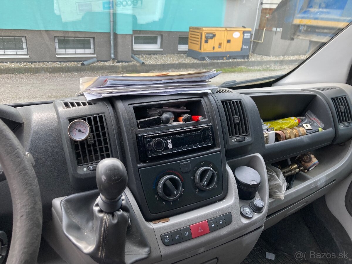 Peugeot Boxer 2,2Hdi - 13