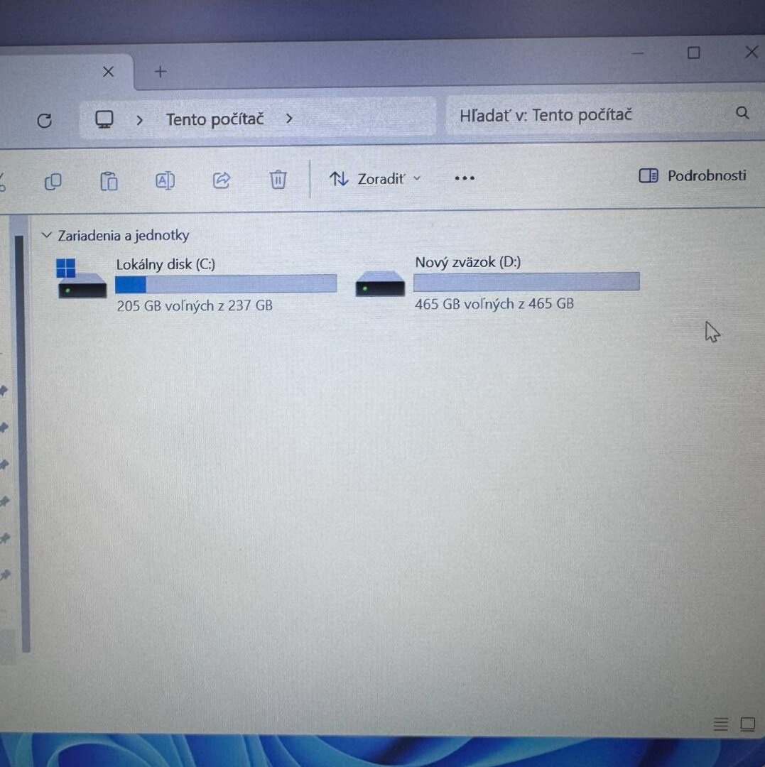 Notebook 14" HP.AMD PRO A10-8730B 4x2,40GHz.8gb ram.256gSSD - 13