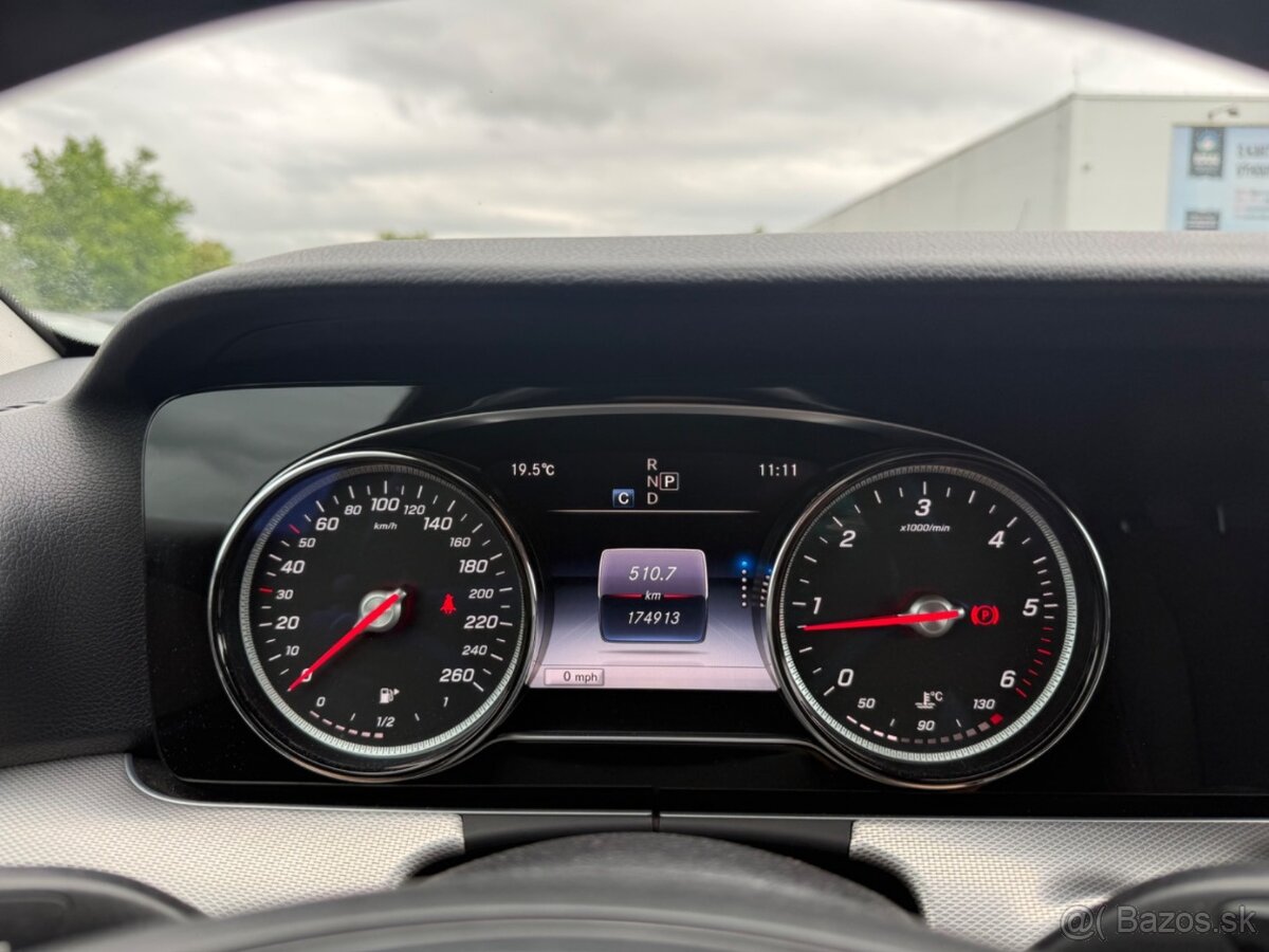 Mercedes-Benz E trieda Kombi 220 d A/T - 13