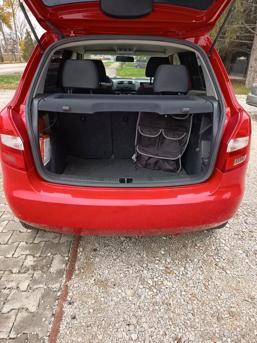 Predám škodu Fabia 2 - 13