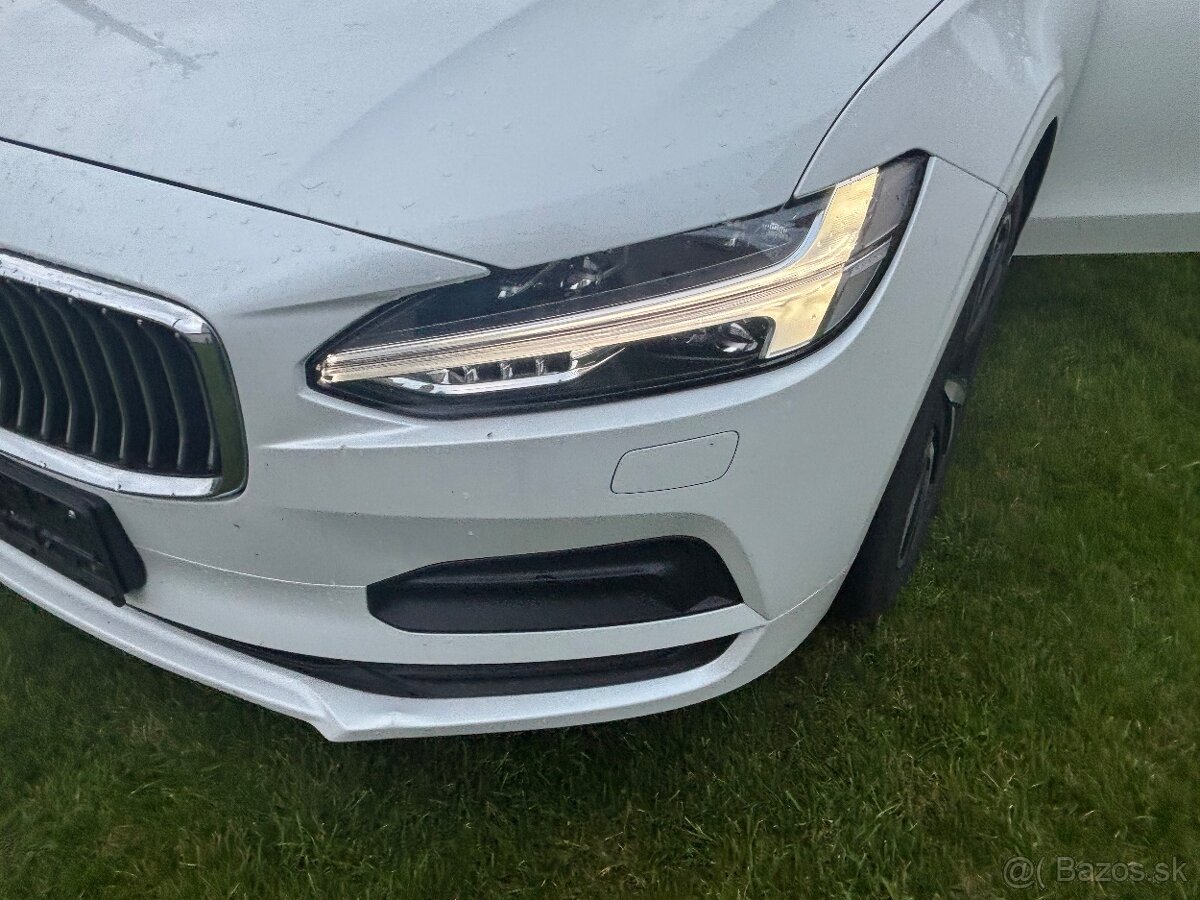Volvo V90 B4 Momentum PRO 2022 - 13