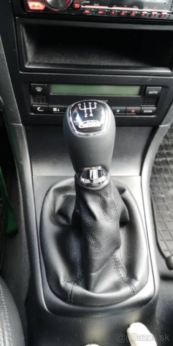 SKODA KOZENA RADIACA PAKA S MANZETOU - 13