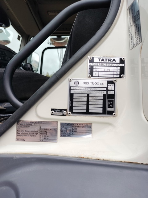 TATRA Phoenix 4x4 + sklápací náves BODEX – komplet - 13