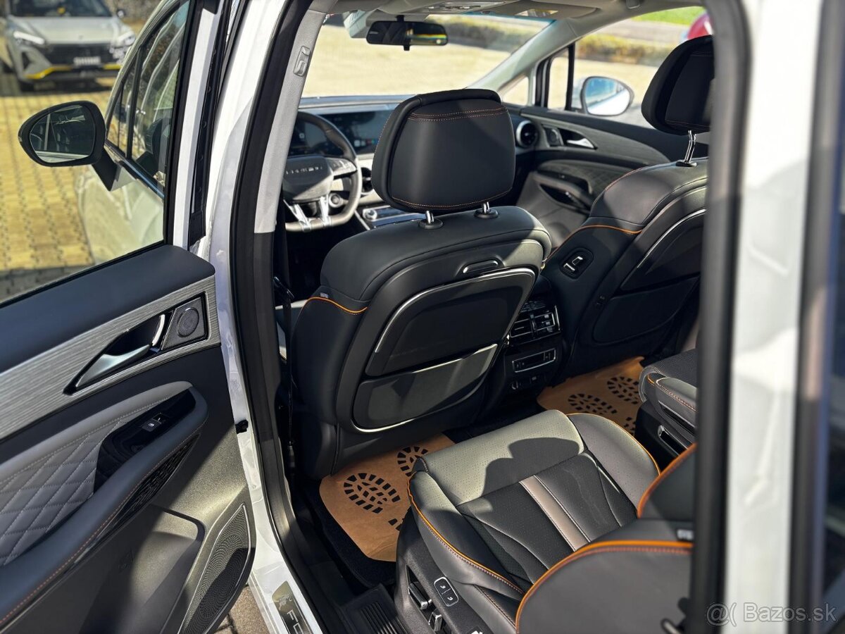 Dongfeng Forthing U-TOUR 7-miestny - 13