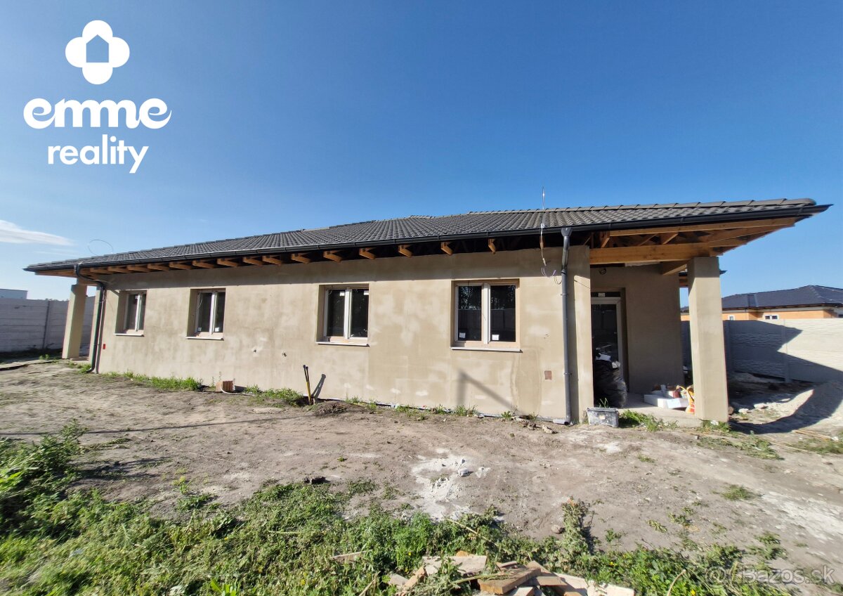 Rodinný dom s 2 bytovými jednotkami v DS, Florida V.P. - 13