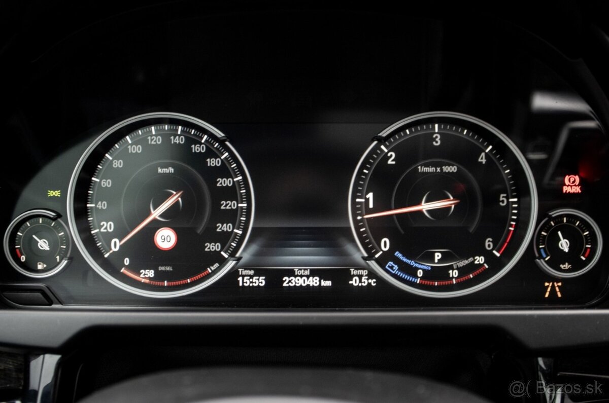 BMW X5 xDrive30d M-Packet 190kw AT/8 2018 - 13