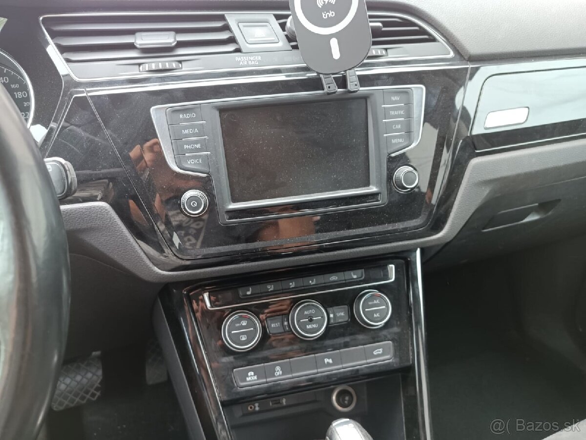 VW TOURAN 1.4 TSI DSG - 13