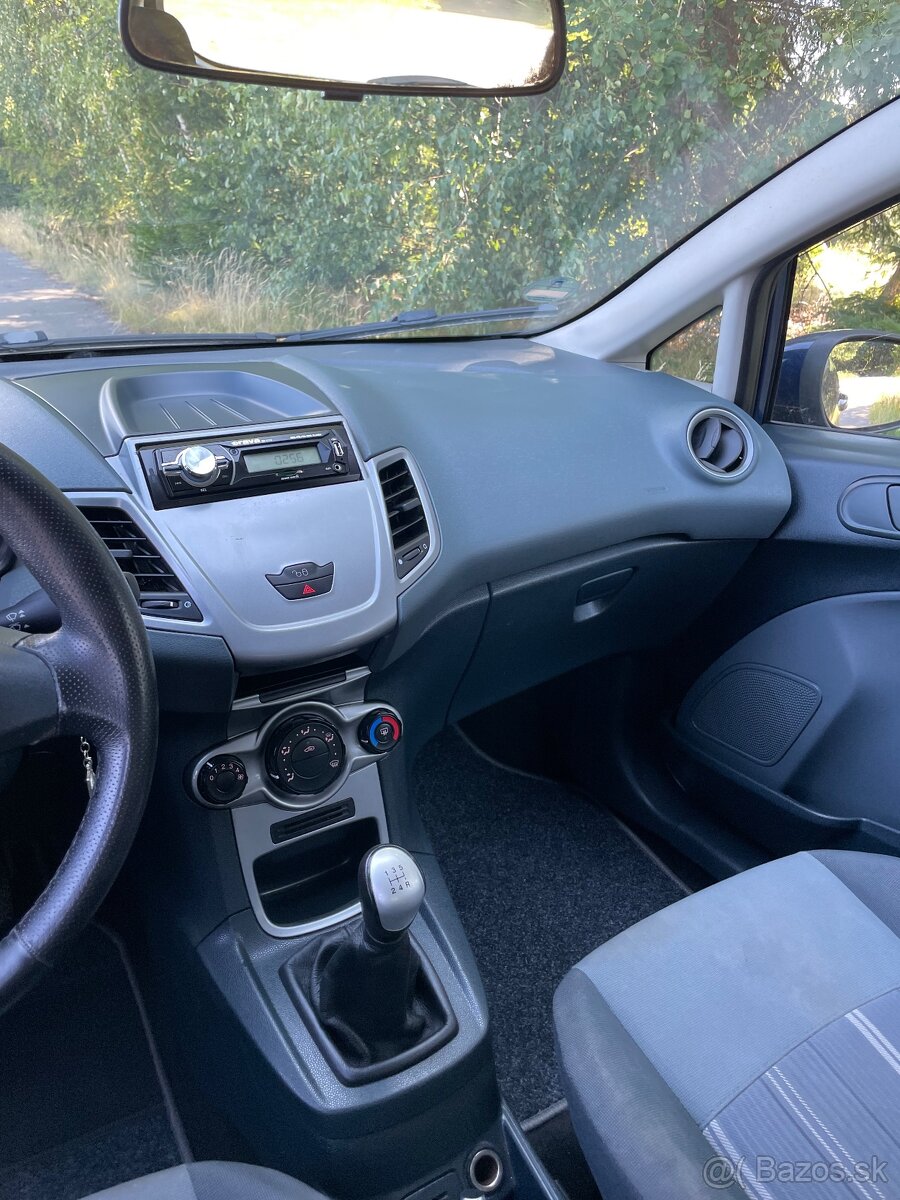 🚗 Ford Fiesta 1.6 TDCi 2009 - 13