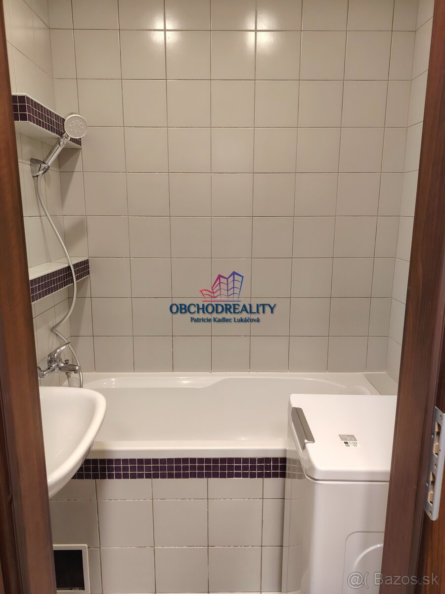 Nájom 2 - izbového bytu s balkónom, Michalovce - 13
