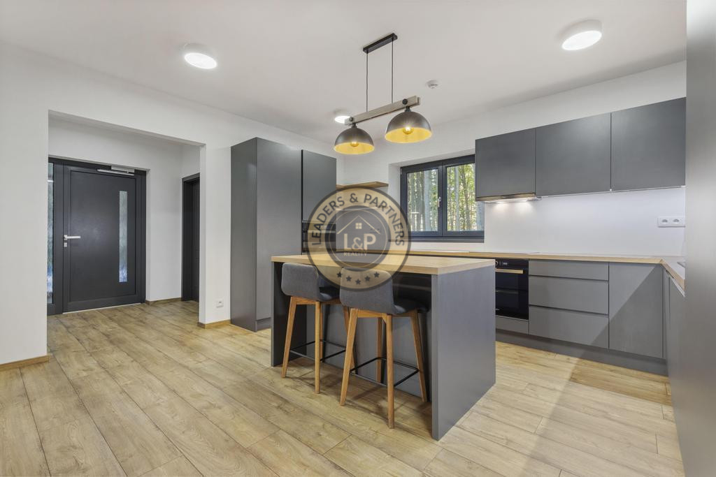 Na predaj luxusná vila rekreačnej oblasti Modra Piesok - 13