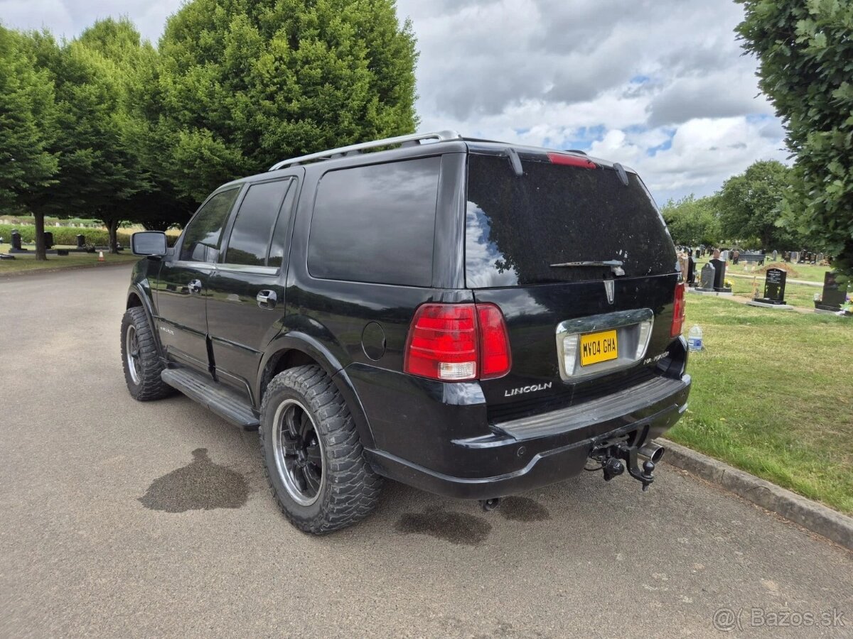 LINCOLN NAVIGATOR LIFTED 4X4 V8 BENZÍN / LPG - 13