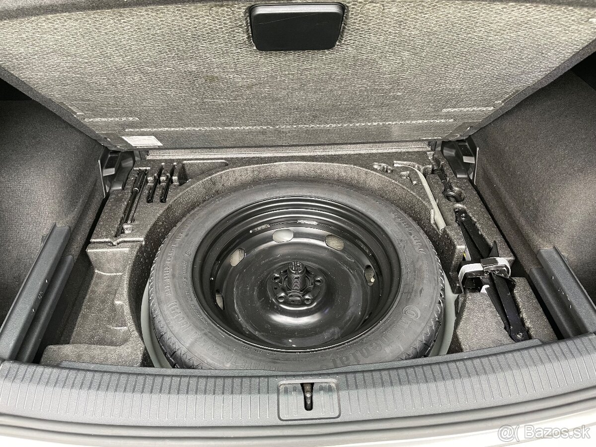 Volkswagen Tiguan - 13