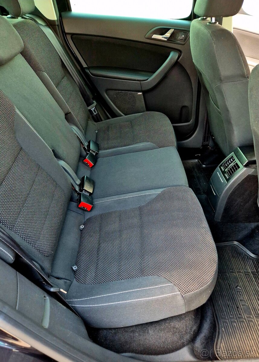 Predám ŠKODA YETI 2.0 TDI 4x4 DSG - 13