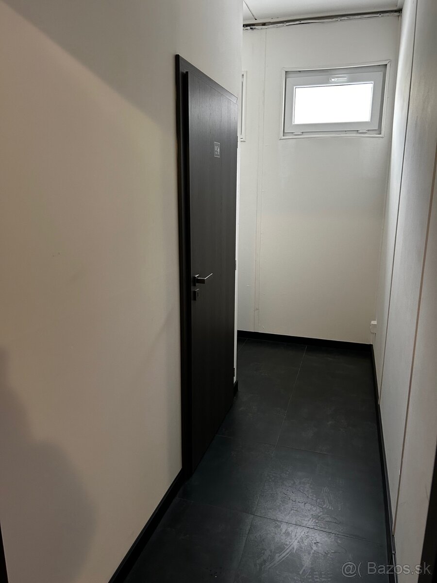 Prenájom obchodných priestorov - 13