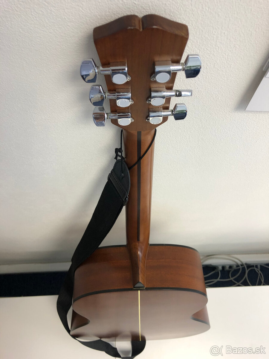 Akustická gitara MARRIS - 13