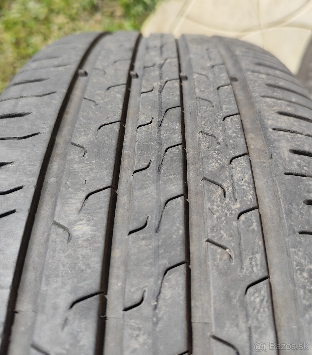 5x114,3 R17 , 215/60 R17 CAPTUR 2 - 13