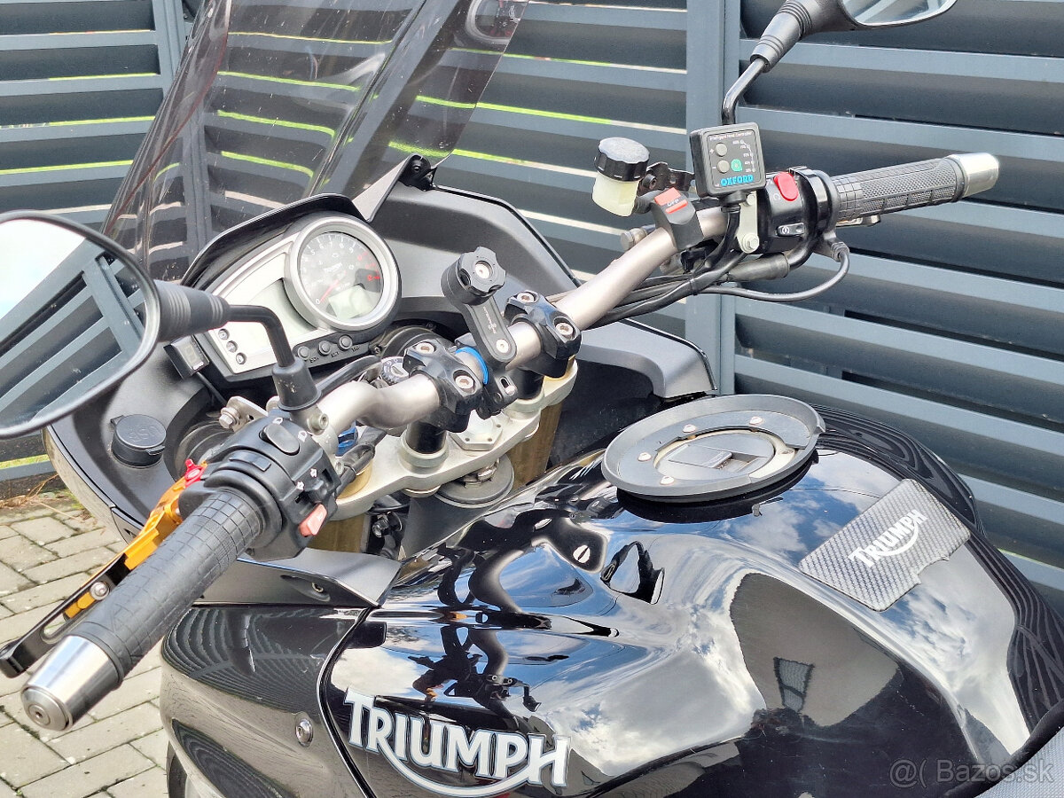 Triumph Tiger 1050 - 13