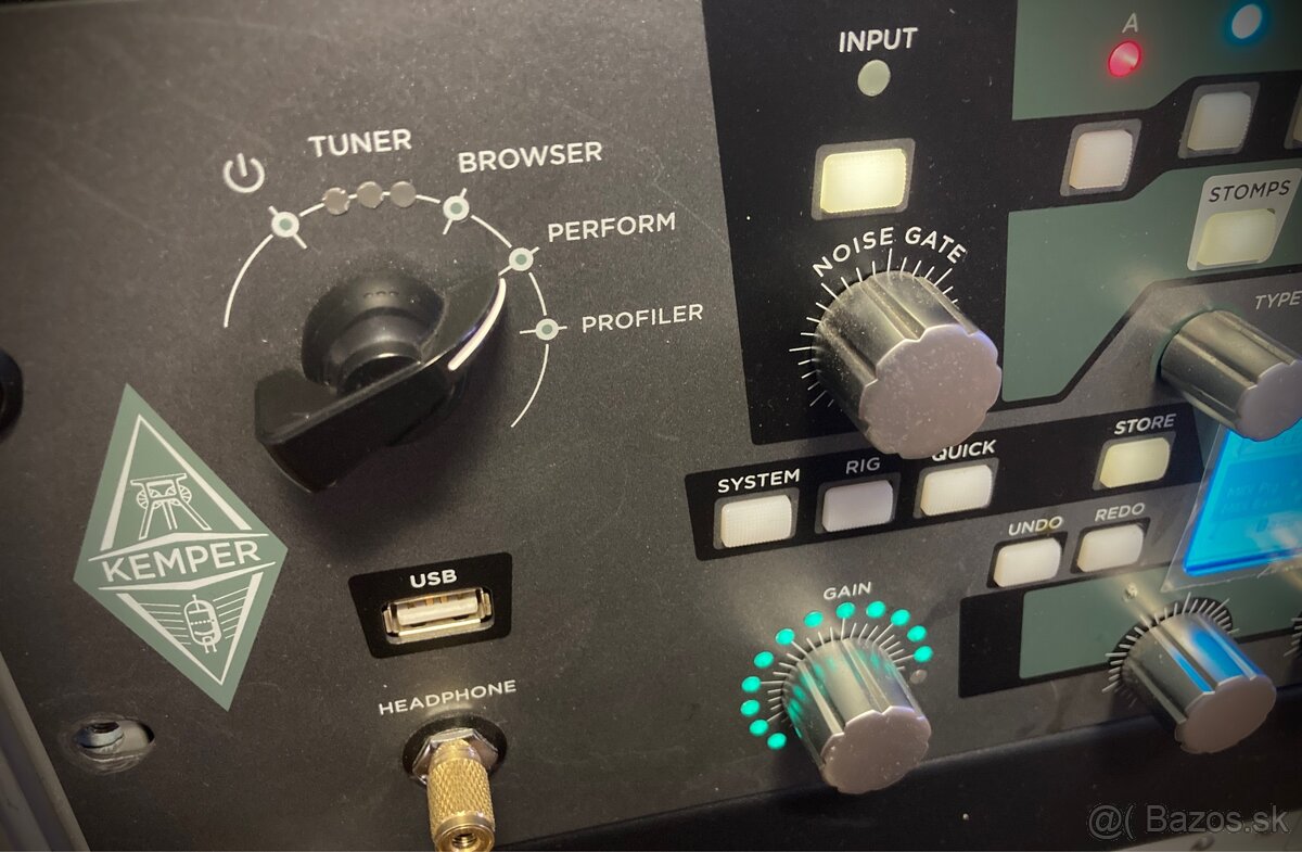 KEMPER Profiler 3U rack + FCB 1010 midi controller - 13