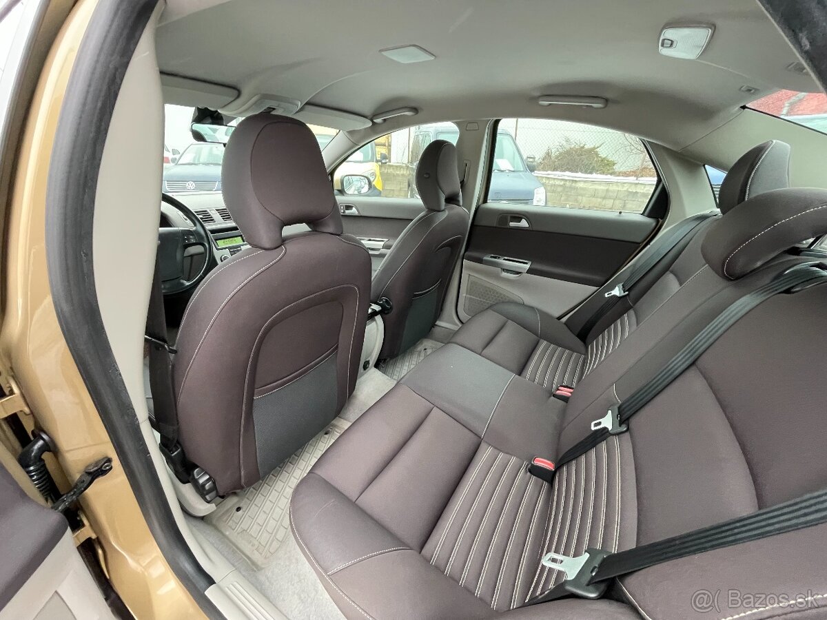 Volvo S40, 1.8i 92kW46tisKMPRAV.SERVIS - 13