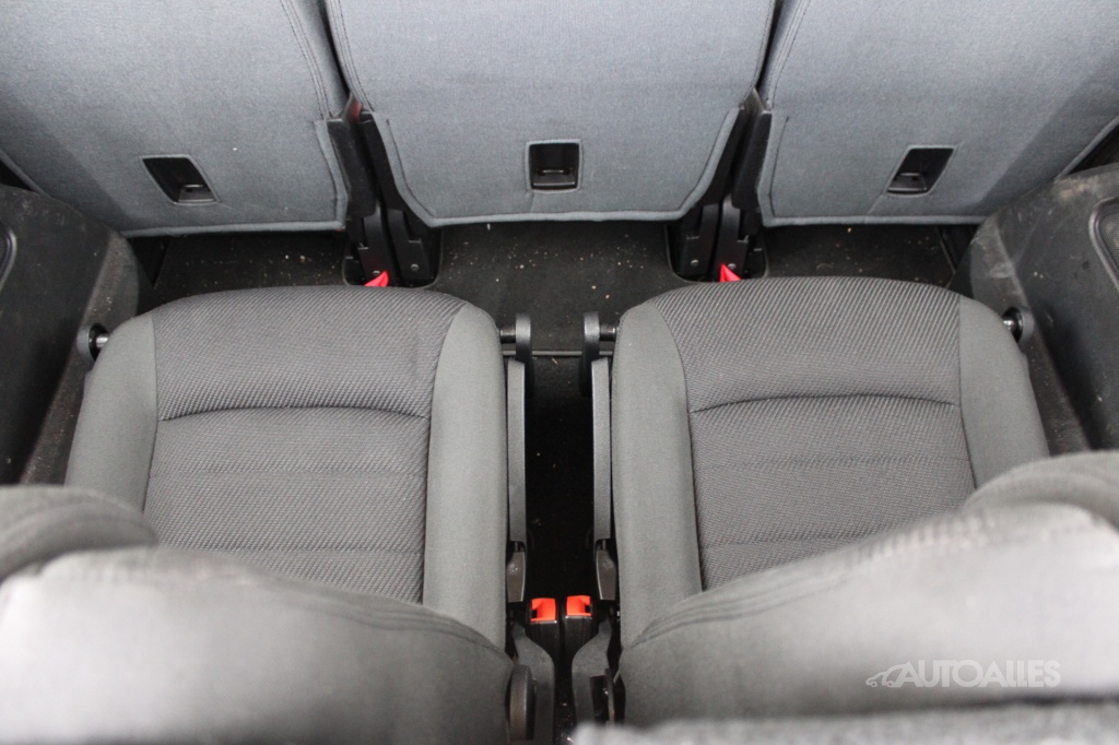 Ford Galaxy 2,0 TDCi 103 kW TITANIUM - 13