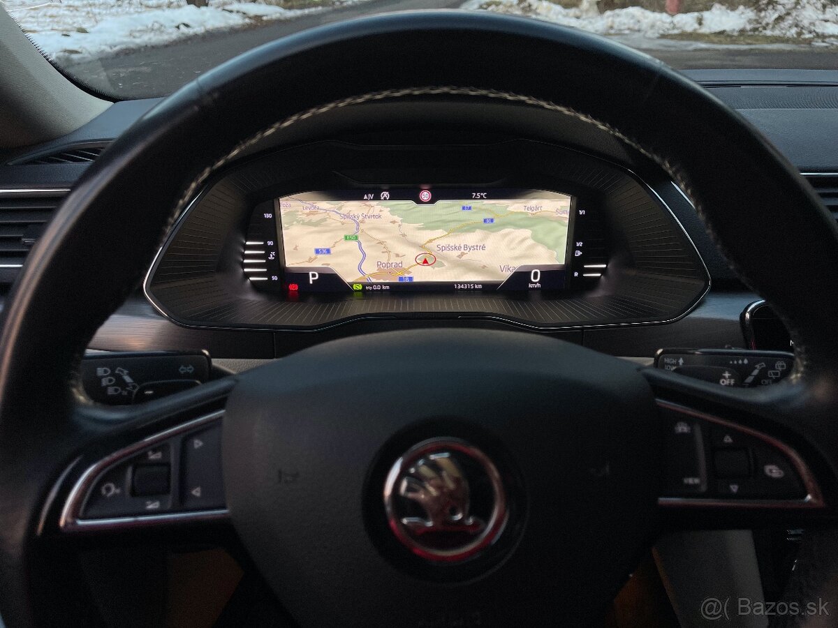 Škoda Superb Combi 2,0 TDI DSG Style packet - odpočet DPH - 13