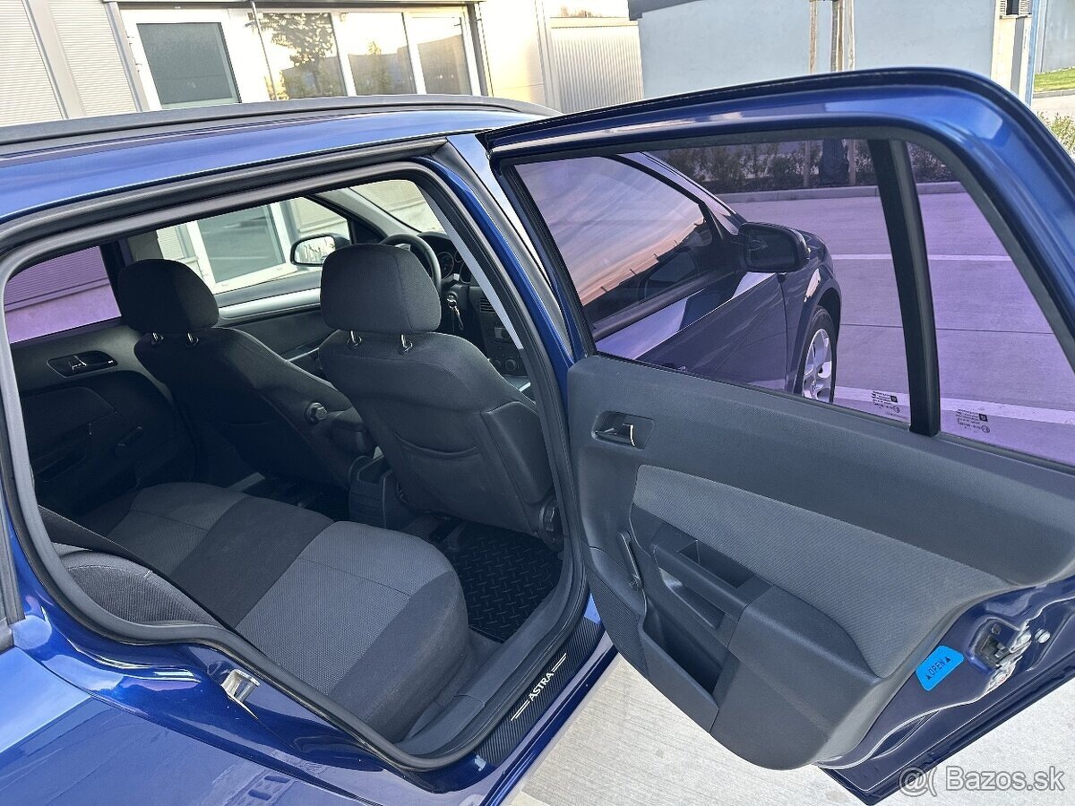 Opela Astra H Caravan 1.7 CDTi - 13