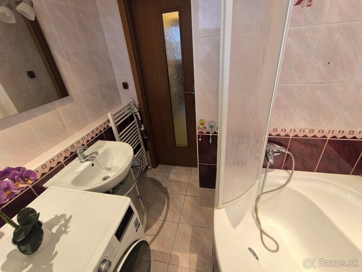 PREDAJ - 3-izb. byt - Martin - Košúty 2 - F. Štefunku - 13