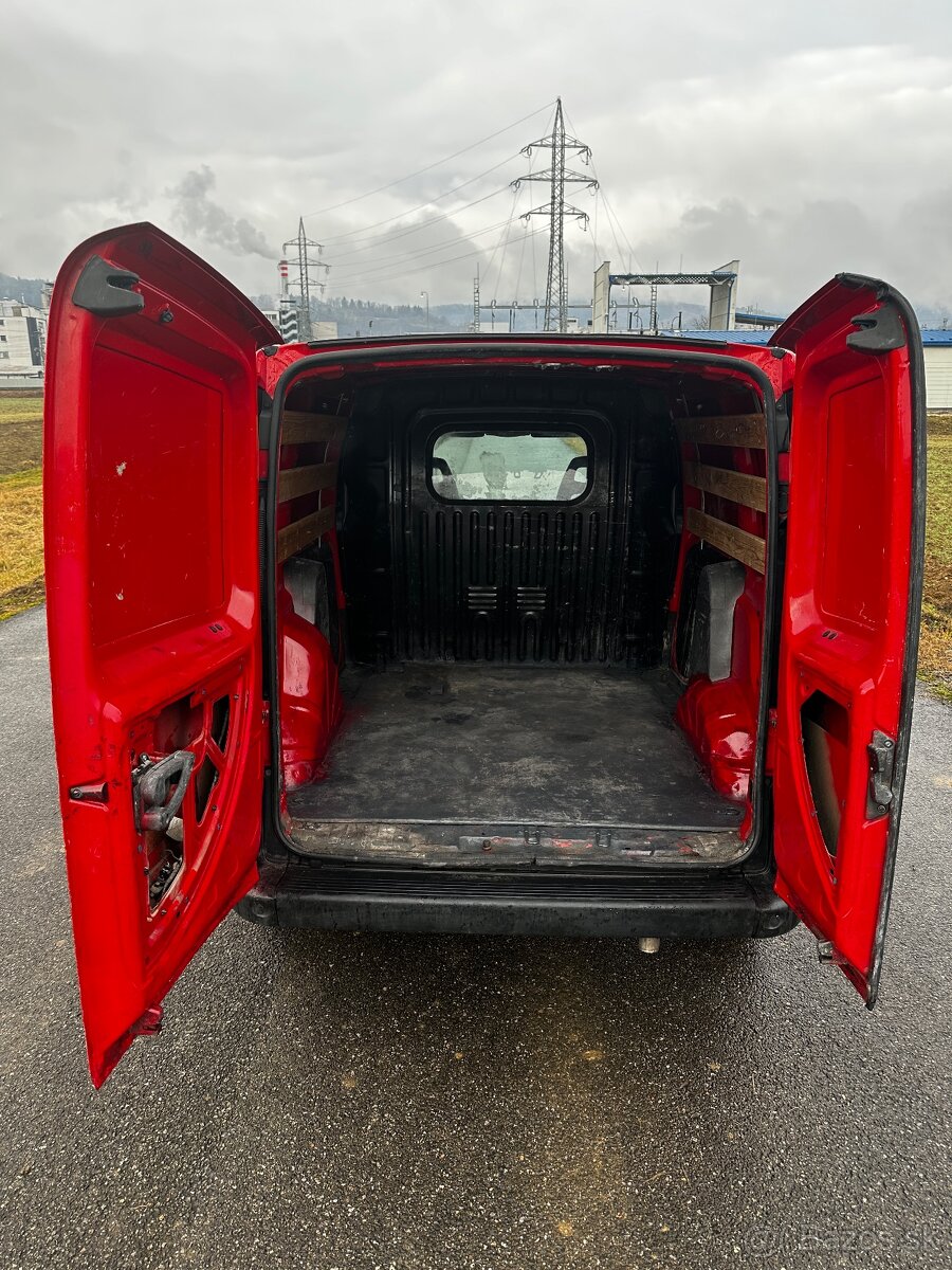 Fiat doblo cargo 1.9 jtd - 13